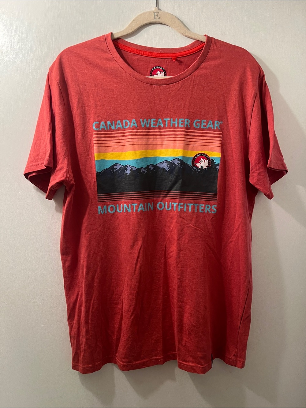 Canada Weather Gear Mountain Outfitters Red Graphic Tee